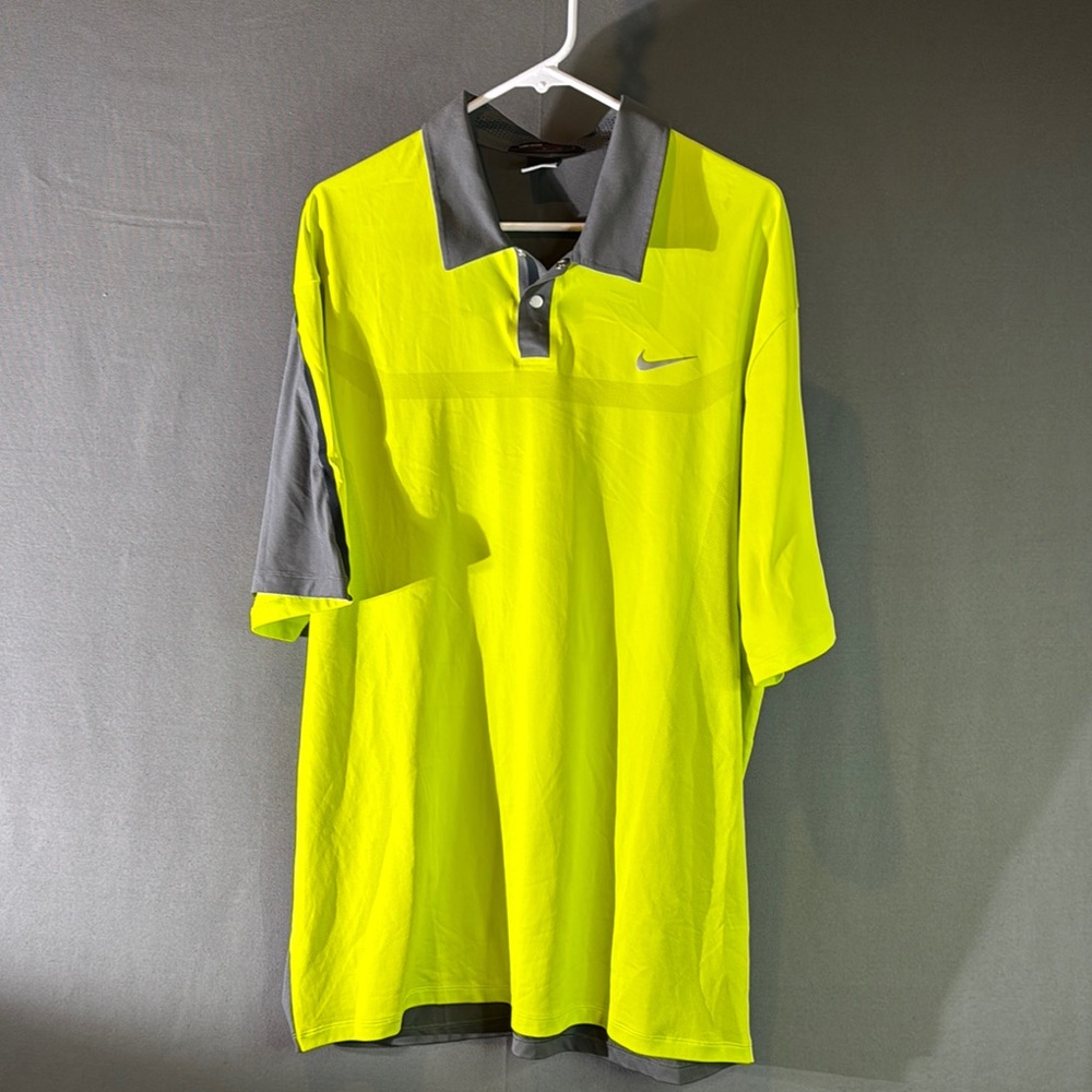 Nike Yellow and Gray Polo Shirt Performance‎ Design size men’s XXL